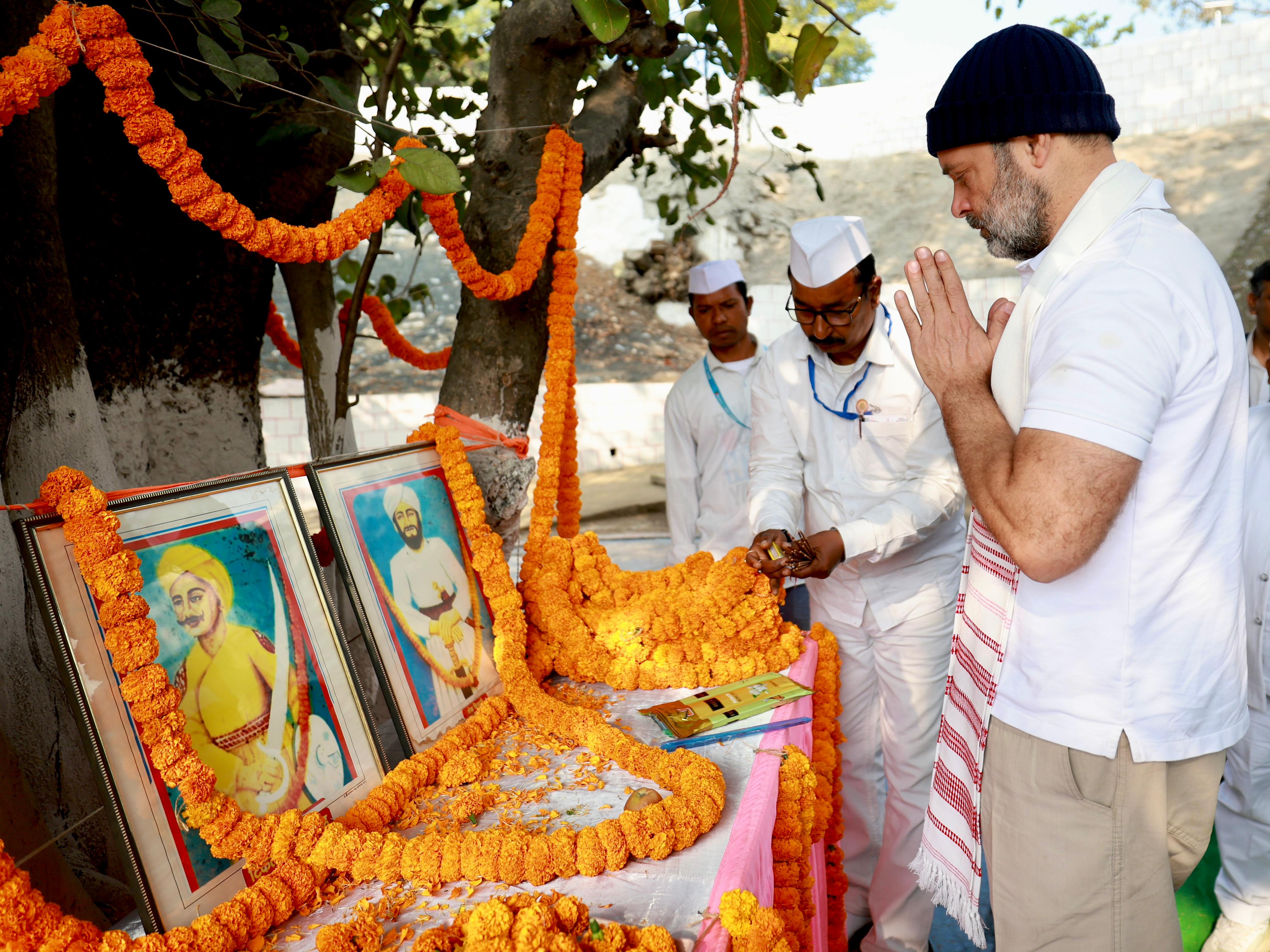 Rahul Gandhi Paying Respect To 1857 Fighters Of Jharkhand