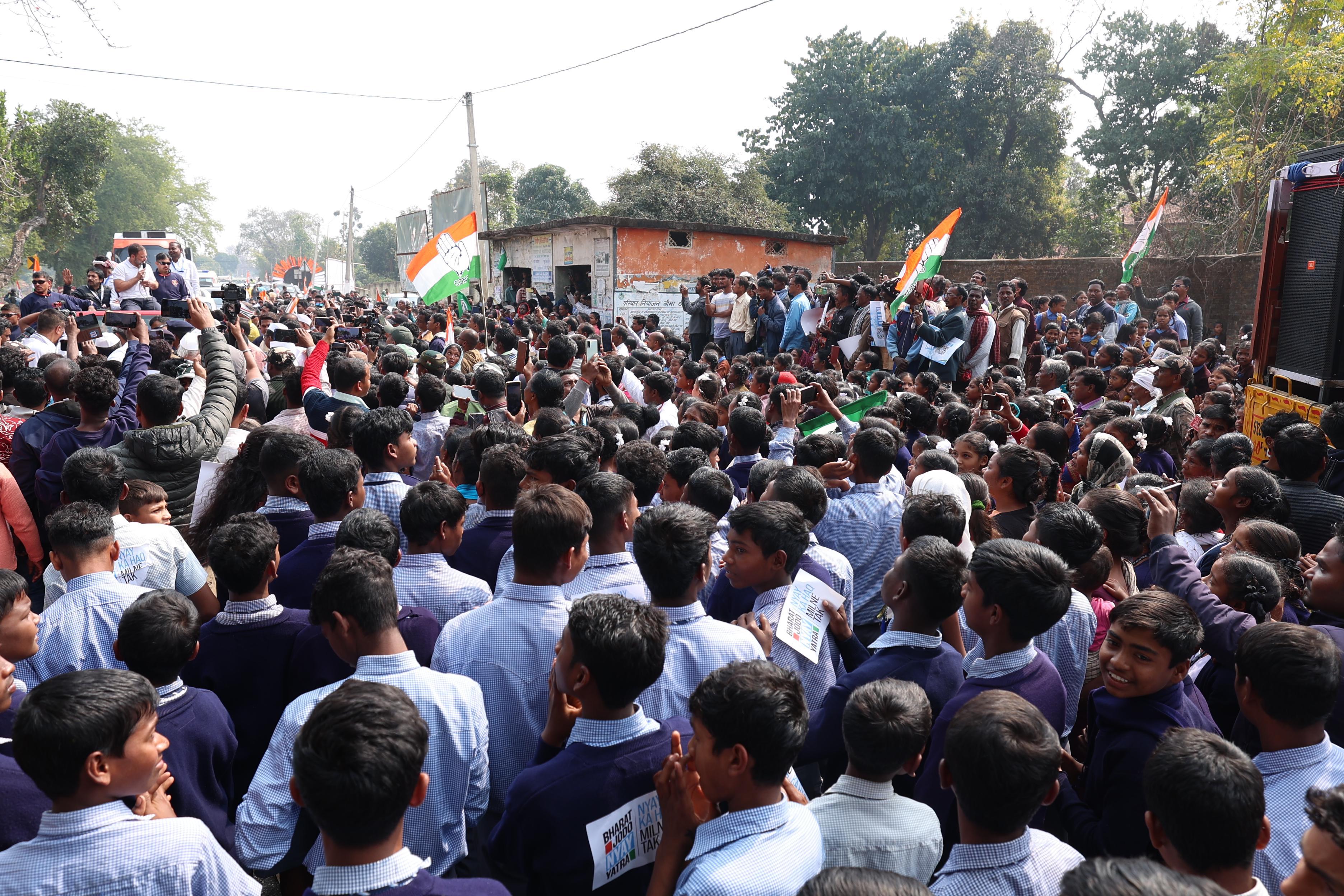 Huge Crowd In Bharat Jodo Nyay Yatra
