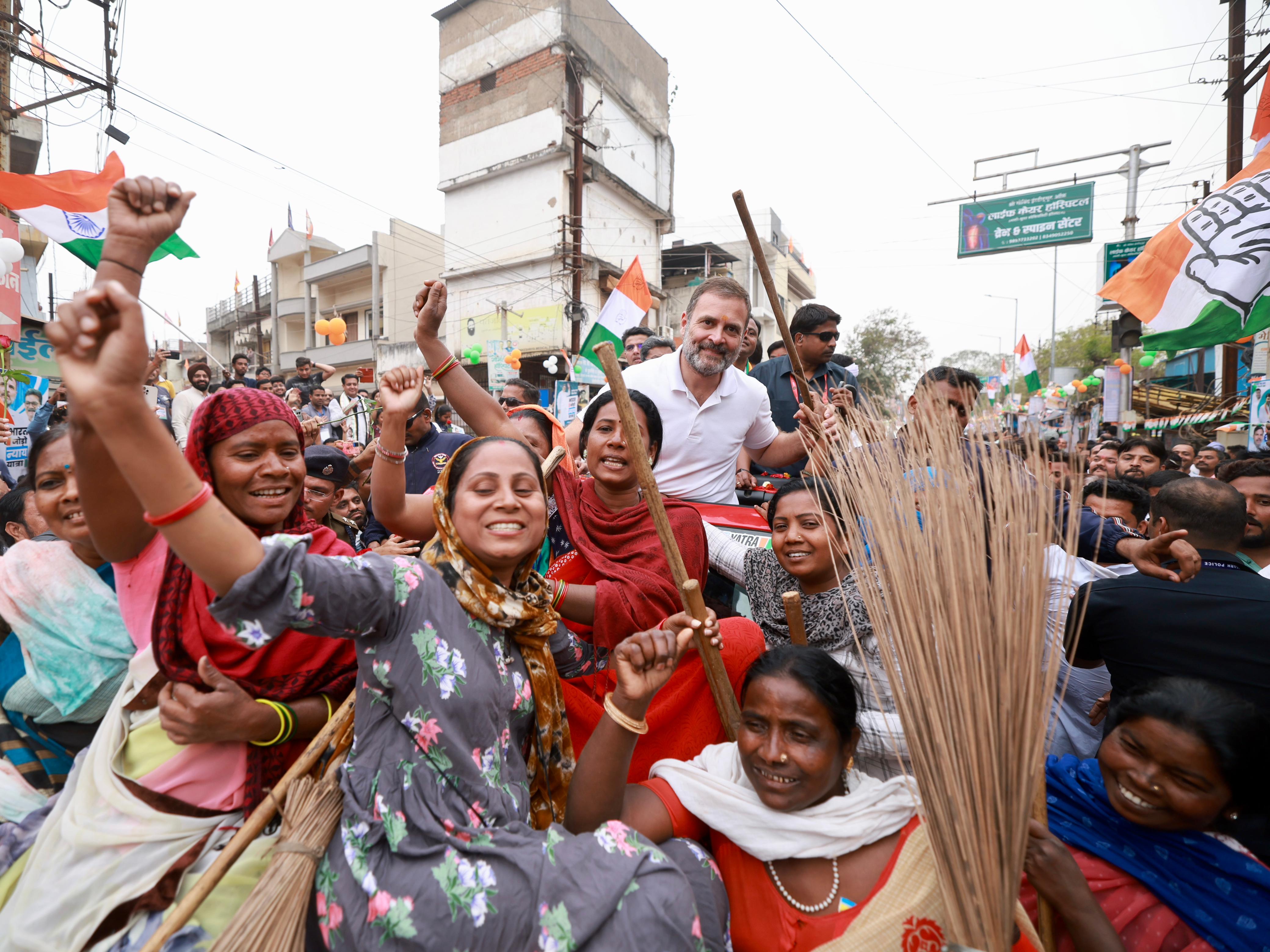 Chhattisgrah Women Workers With Rahul Gandhi