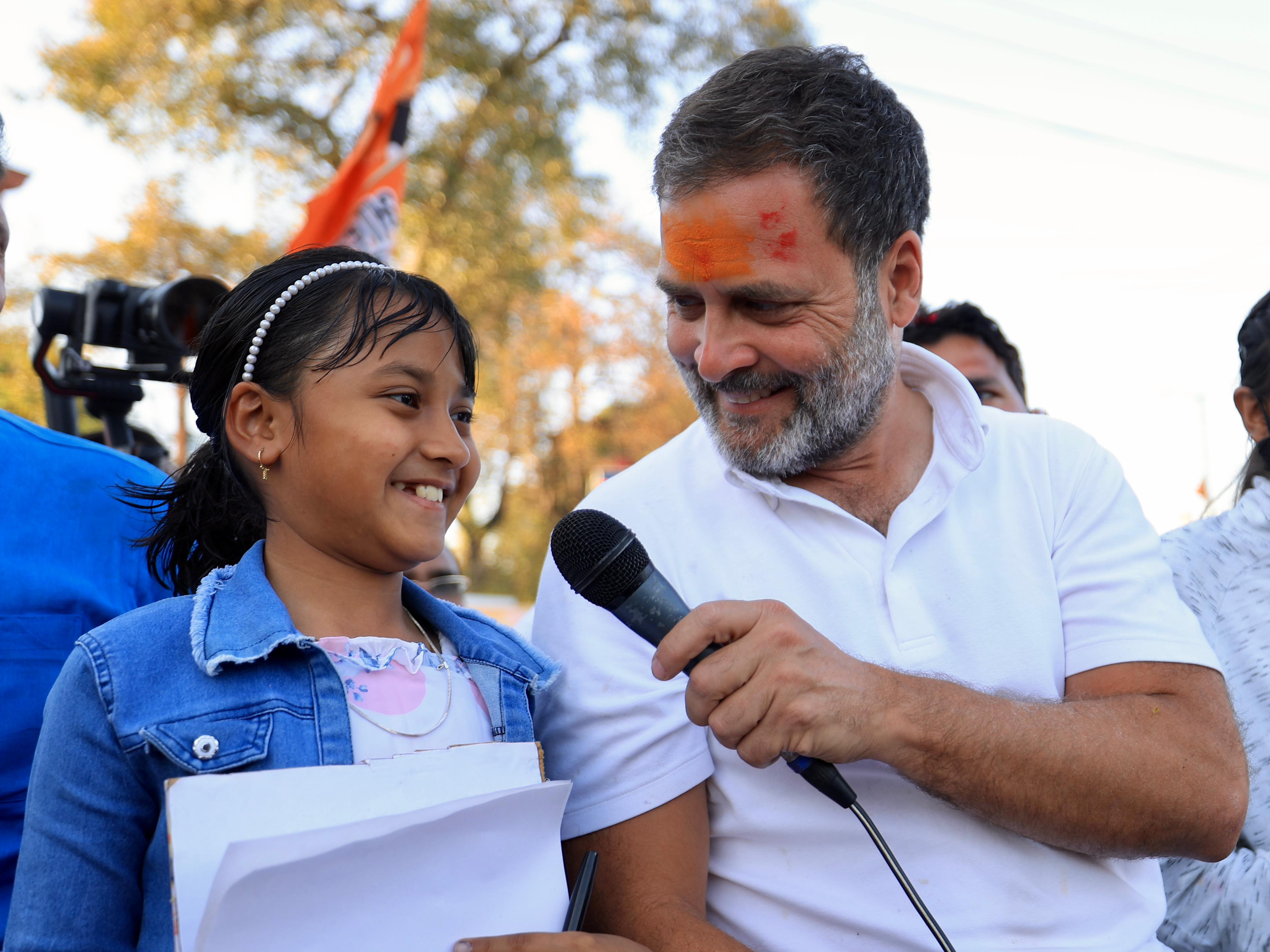 Rahul Gandhi Interacting With A Girl Nyay Yoddha